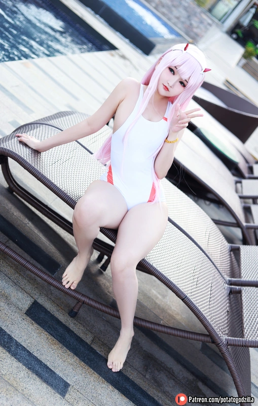 Potato Godzilla - NO.74 Zero Two Swimsuit 11